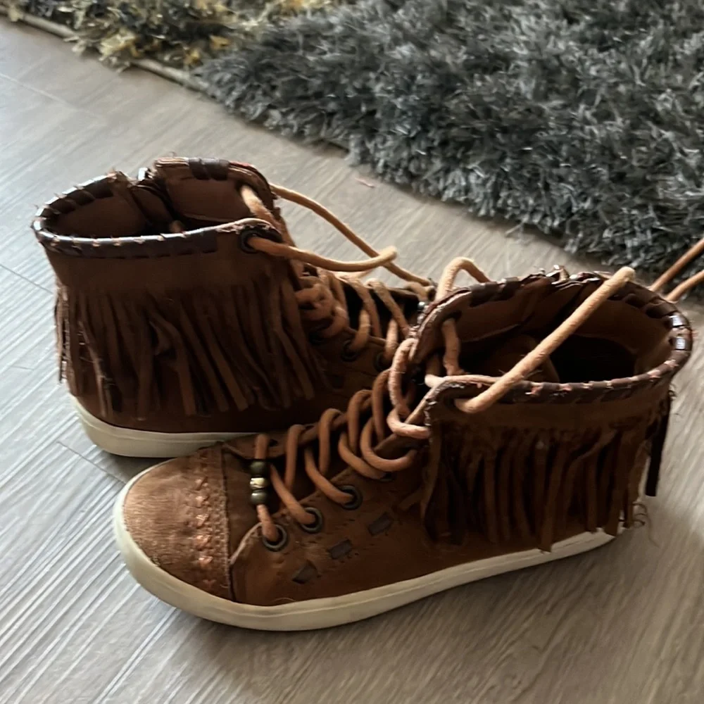 Moccasin LEATHER shoes👀🫶🏼sz.13 RAMPAGE GIRLS